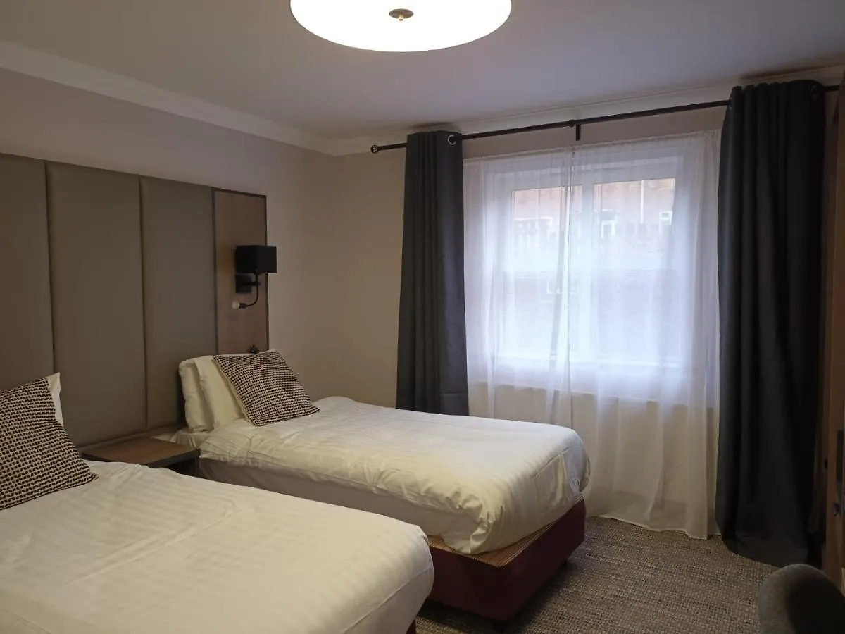 Corn Mill Lodge Hotel Leeds  3*, Leeds (West Yorkshire)