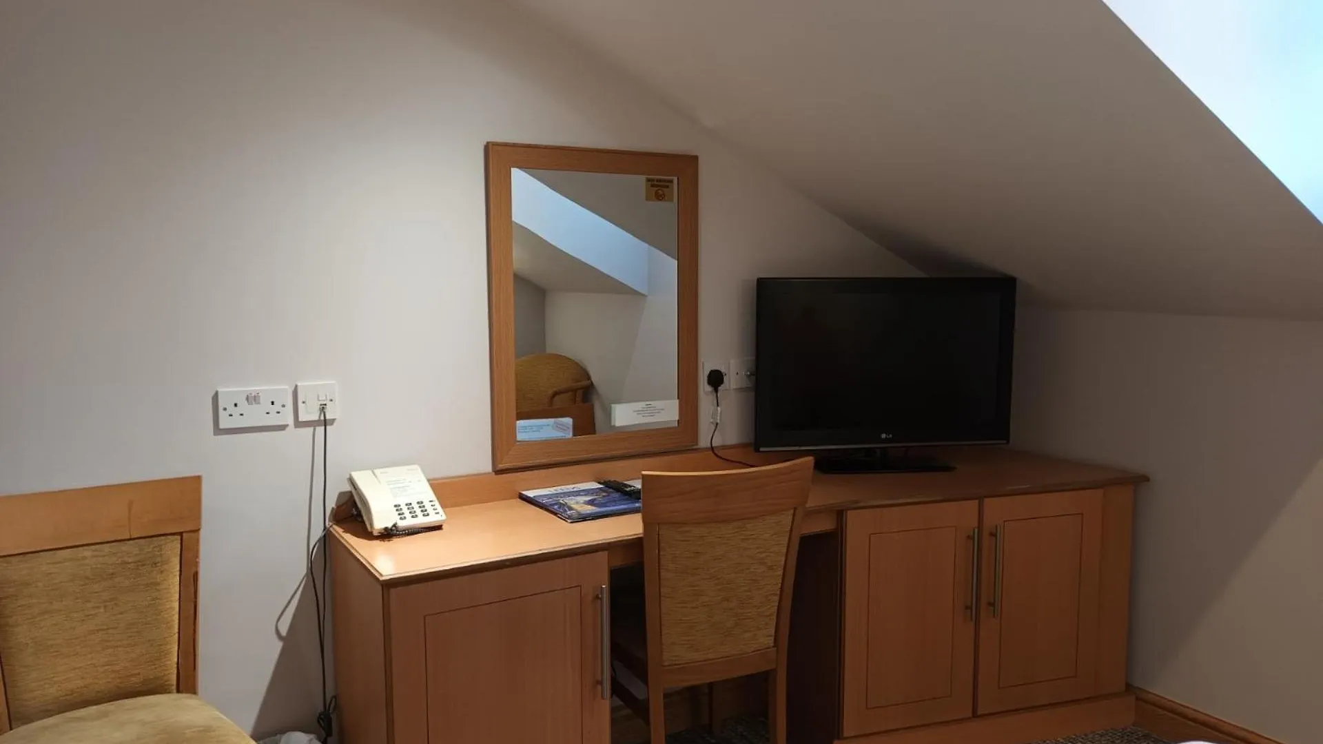 Corn Mill Lodge Hotel Leeds