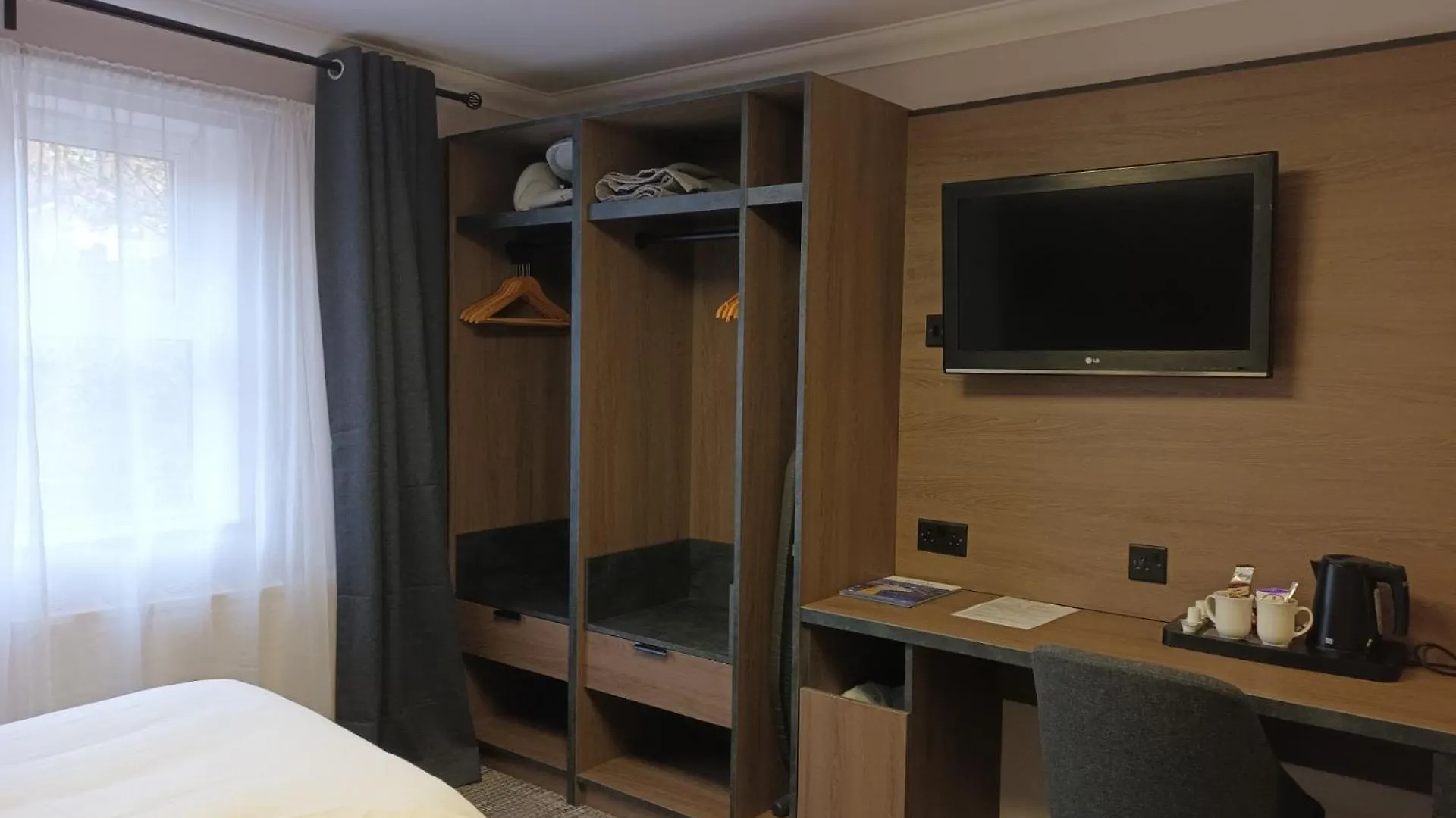 Corn Mill Lodge Hotel Leeds